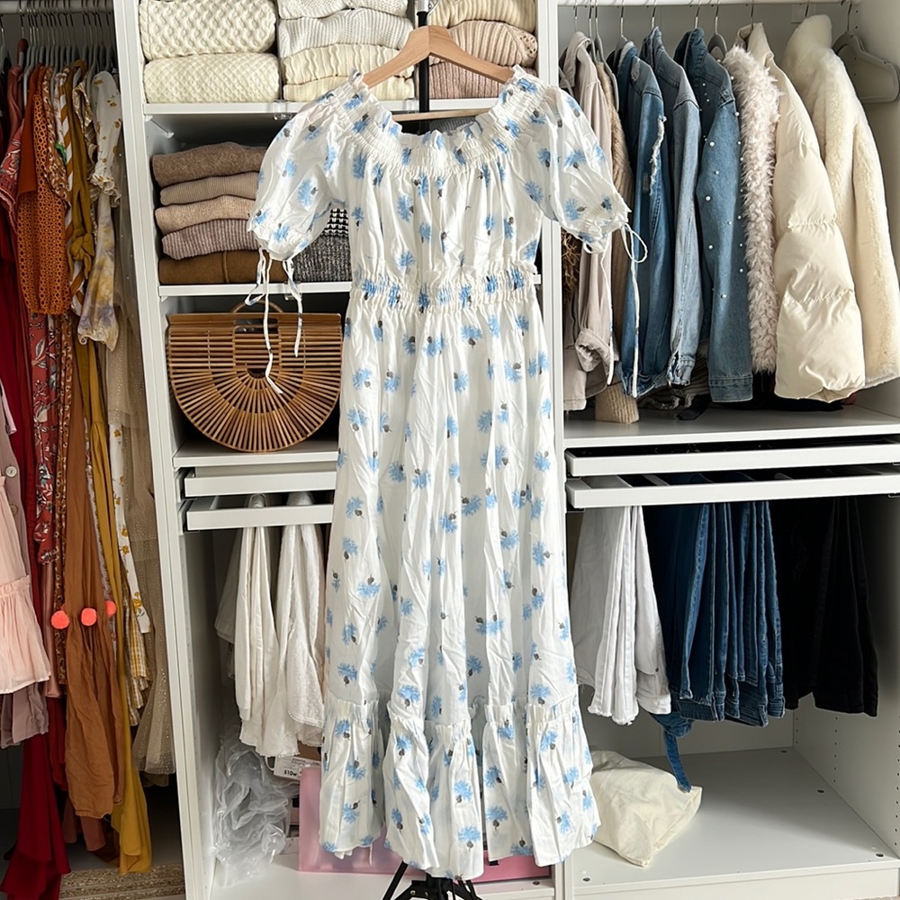 Romantic flowy dress from J.ing